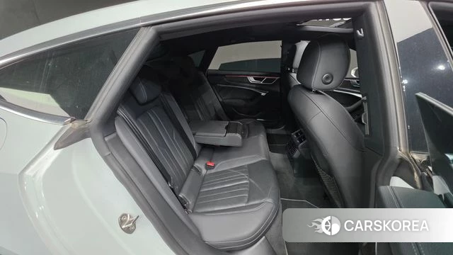 Audi A7 (4K) id 4389819 из Кореи 10