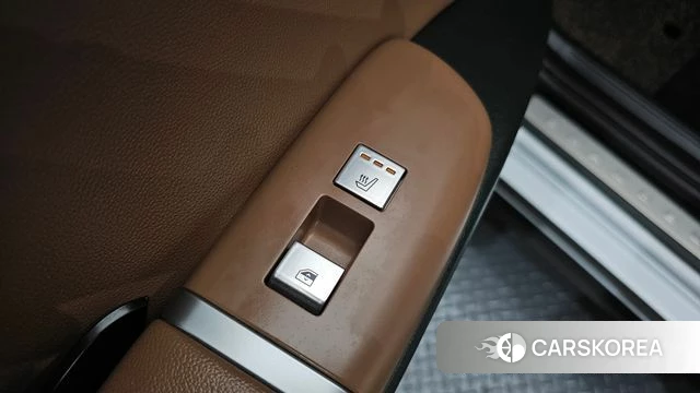 Hyundai Grandeur (GN7) id 4243125 из Кореи 10