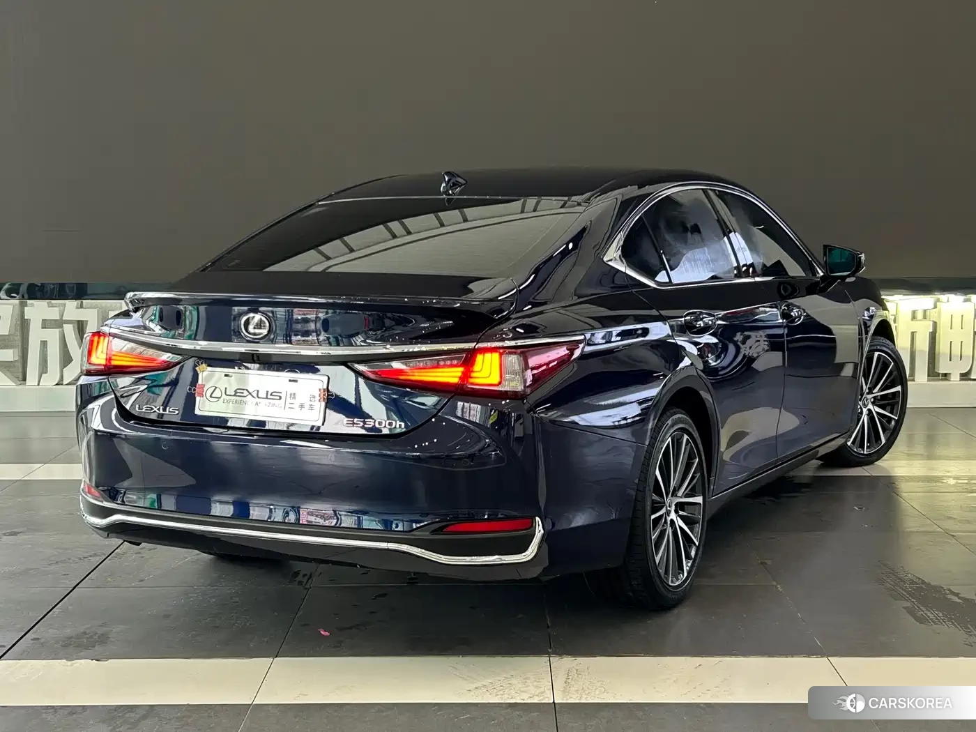 Lexus ES id 4547210 из Китая 10