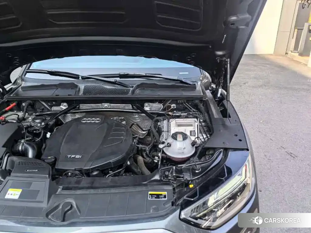 Audi Q5L id 4622447 из Китая 10