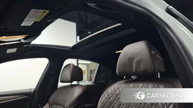 BMW 5 Series (G30) id 3470040 из Кореи 10