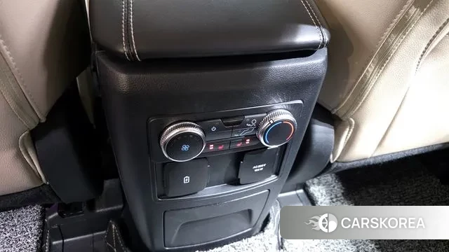 Ford Explorer 6th Generation id 3787383 из Кореи 10