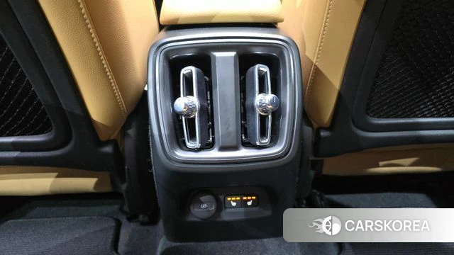 Volvo XC40 id 4283440 из Кореи 10