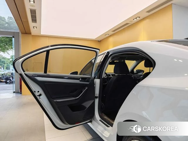 Volkswagen Sagitar id 4227318 из Китая 10