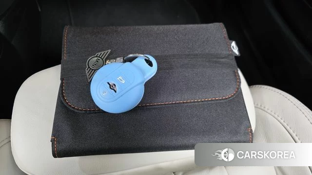Mini Cooper id 4311103 из Кореи 10
