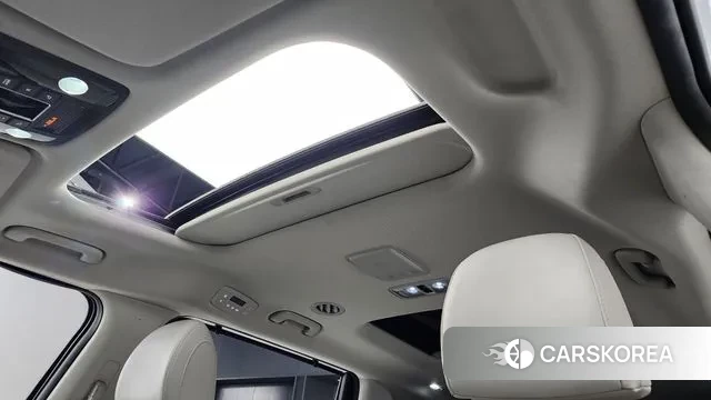 Kia Carnival 4th generation id 2979259 из Кореи 10