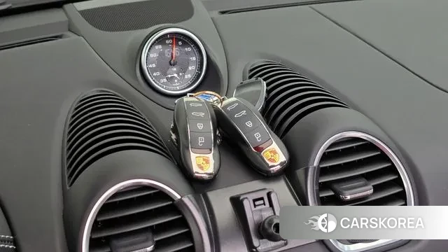 Porsche 718 Boxster id 2974494 из Кореи 10