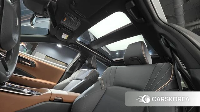 Toyota Crown Crossover id 4185450 из Кореи 10