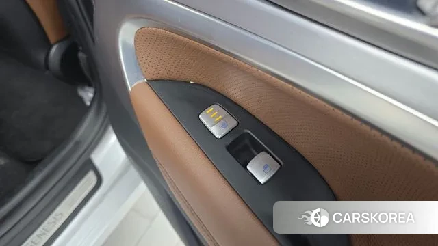 Genesis G70 id 3303078 из Кореи 10