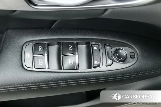 Infiniti Q70 id 4211431 из Китая 10