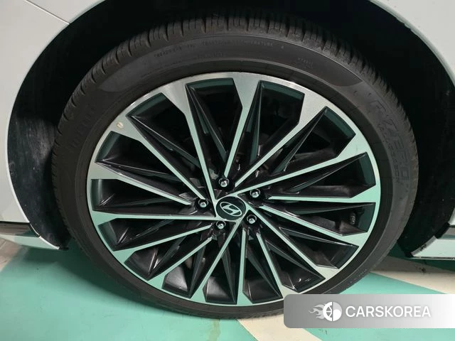 Hyundai Grandeur Hybrid (GN7) id 4514474 из Кореи 10