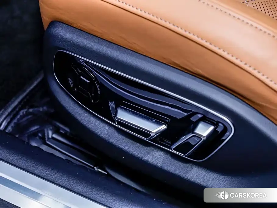 Audi A8 id 4659787 из Китая 10