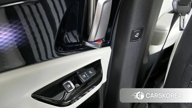 Kia Carnival 4th generation id 3916541 из Кореи 10