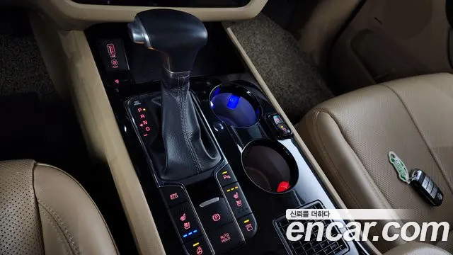 Kia The New Carnival id 2658422 из Кореи 10