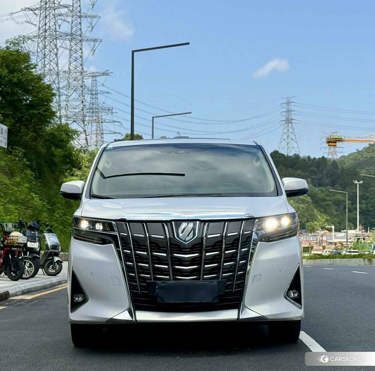 Toyota Alphard id 4510799 из Китая 10