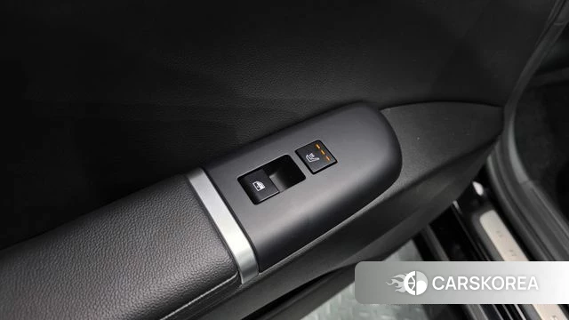 Hyundai Grandeur (GN7) id 4337460 из Кореи 10