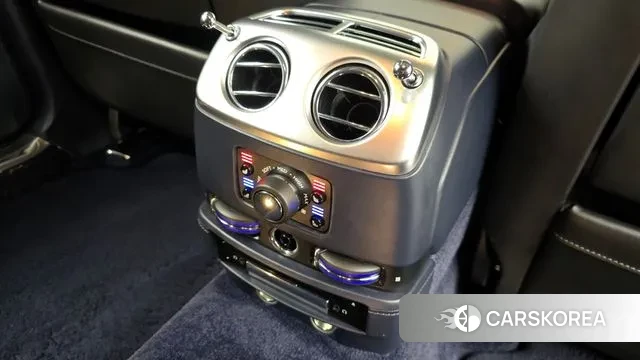 Rolls-Royce Ghost id 3651329 из Кореи 10