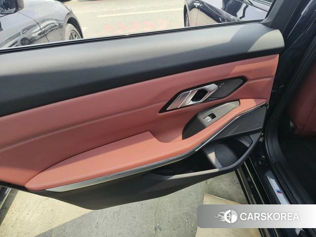 BMW 3 series id 3993439 из Китая 10
