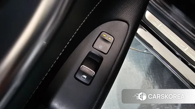 Hyundai Grandeur IG id 3297716 из Кореи 10