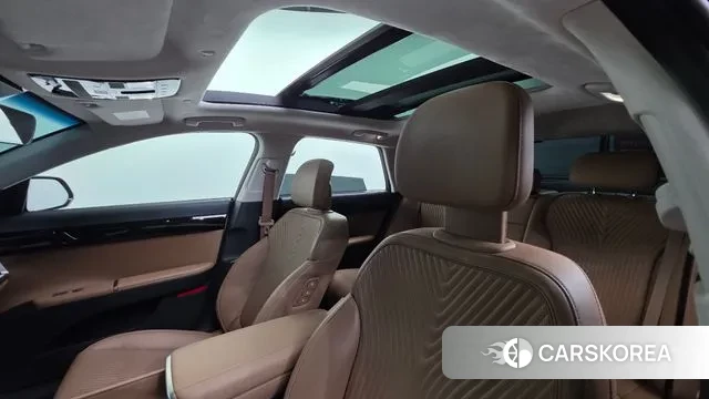 Hyundai Grandeur (GN7) id 3042710 из Кореи 10