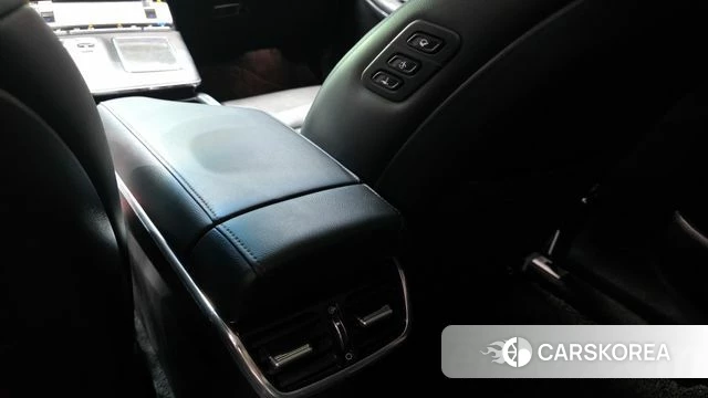 Hyundai The New Grandeur IG id 3916093 из Кореи 10