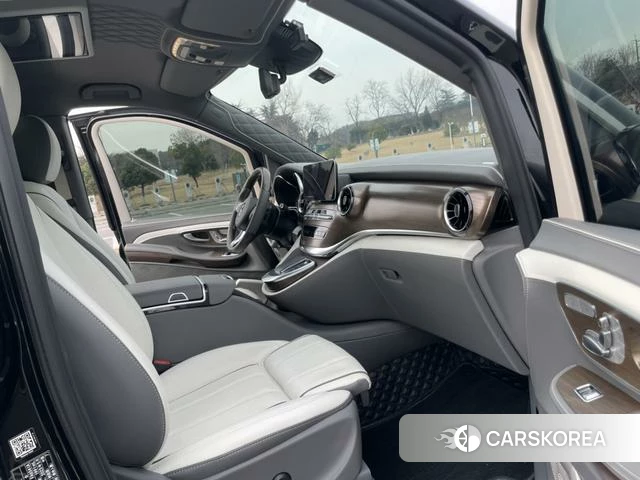 Mercedes-Benz V-class id 4259922 из Китая 10