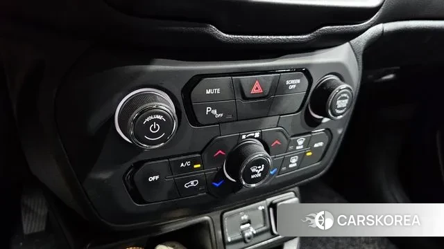 Jeep Renegade id 3059075 из Кореи 10