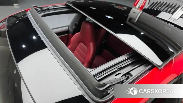 Porsche 911(992) id 4280446 из Кореи 10