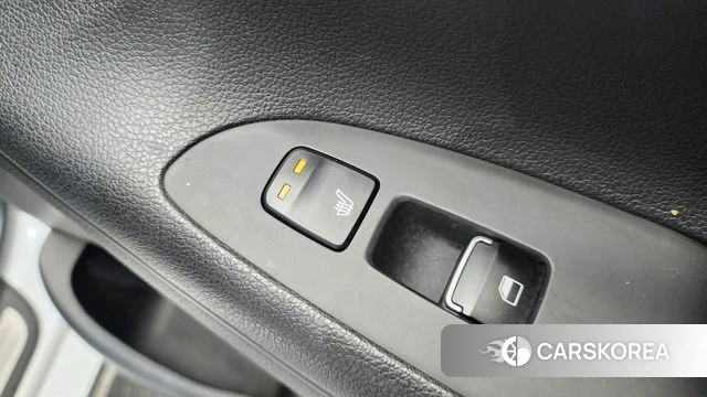 Hyundai Grandeur IG id 4582217 из Кореи 10