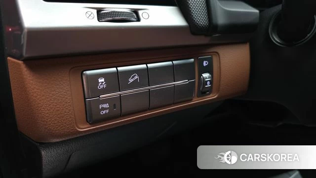 Ssangyong Rexton Sports id 4605225 из Кореи 10