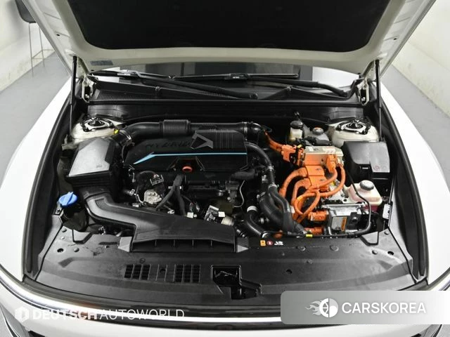 Hyundai Grandeur Hybrid (GN7) id 4898696 из Кореи 10