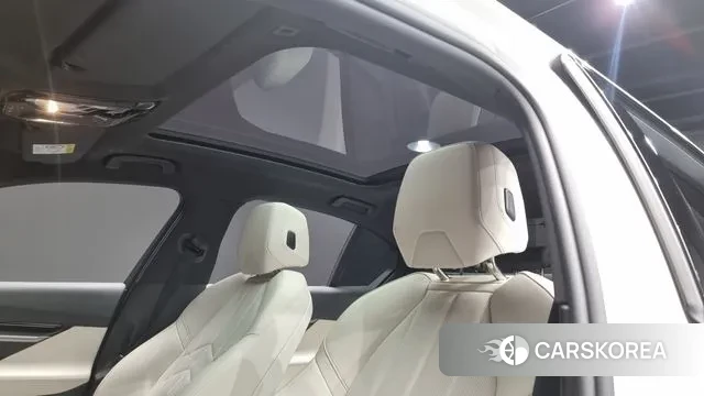 BMW 5 Series (G60) id 3393979 из Кореи 10