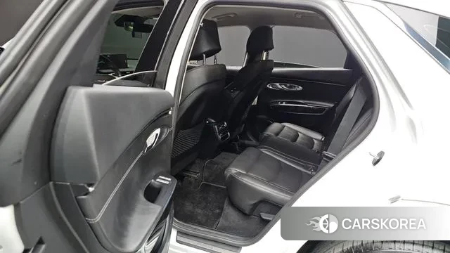 Genesis GV70 id 3660290 из Кореи 10