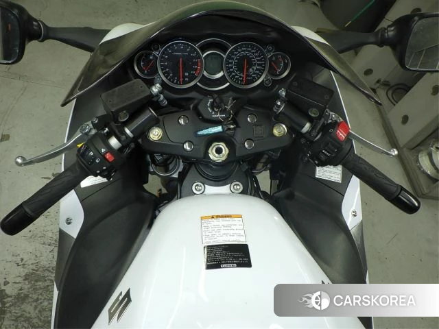 Suzuki GSX1300R HAYABUSA id 4183532 из Японии 10