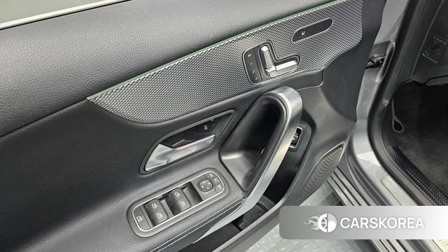 Mercedes-Benz A-Class W177 id 4283891 из Кореи 10