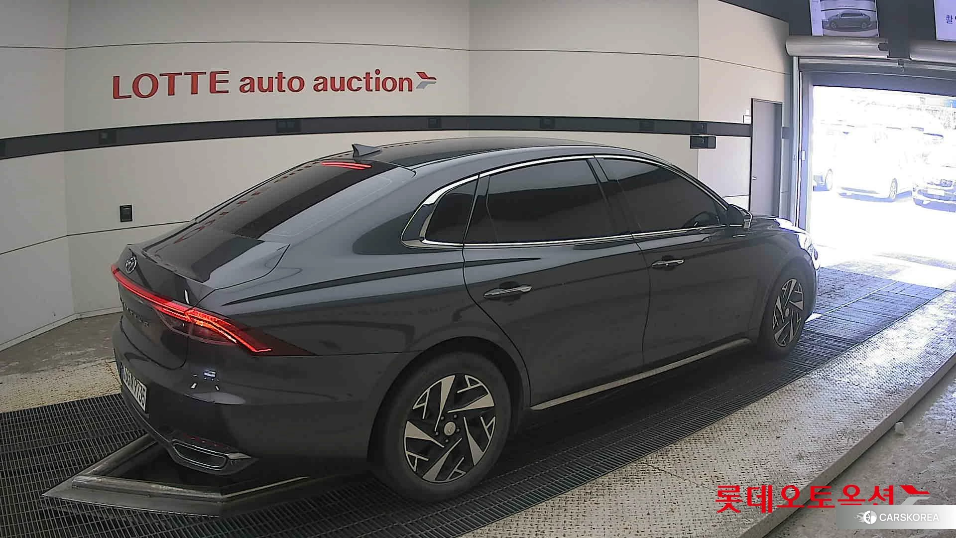 Hyundai Grandeur Hybrid id 4679338 из Кореи 10