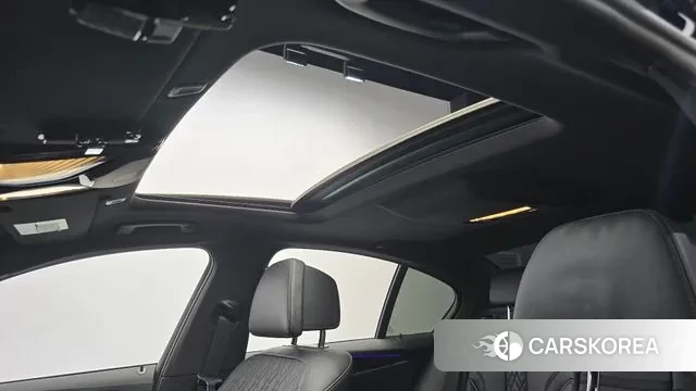 BMW 5 Series (G30) id 3054002 из Кореи 10