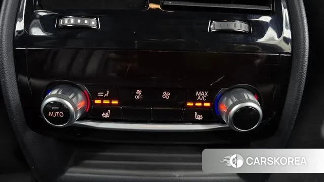 BMW 5 Series (G30) id 3455214 из Кореи 10