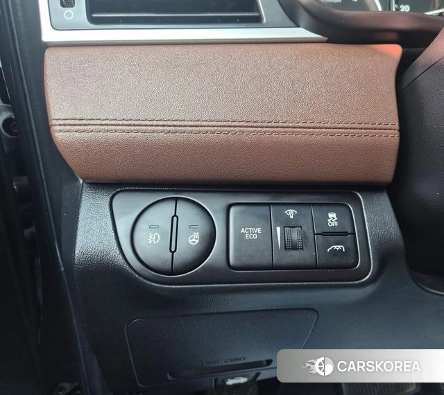 Hyundai The New Grand Starex id 4842619 из Кореи 10