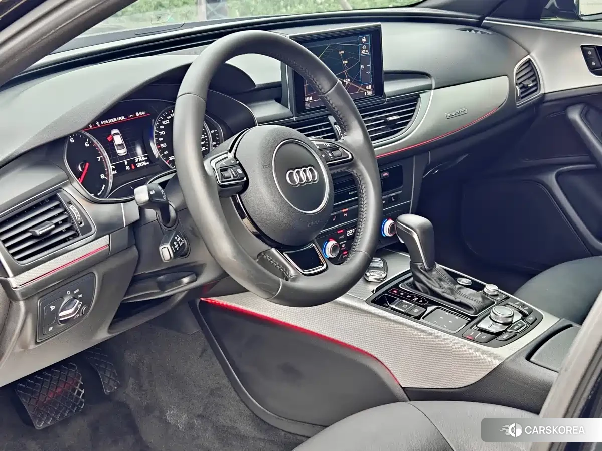 Audi A6L id 4600972 из Китая 10