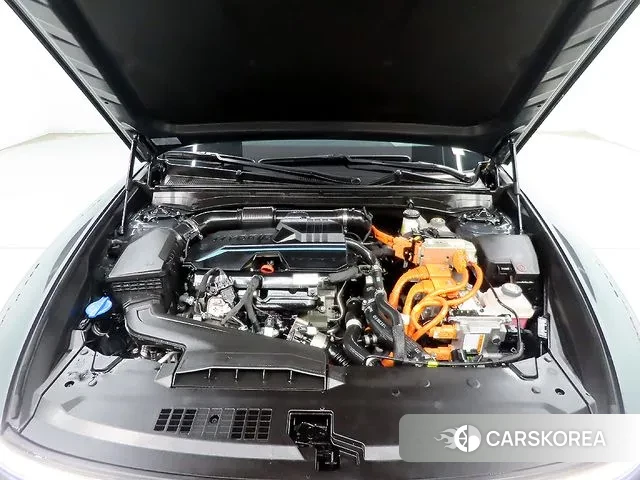 Hyundai Grandeur Hybrid (GN7) id 3415851 из Кореи 10