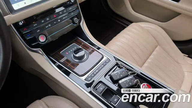 Jaguar XF (X260) id 2646965 из Кореи 10