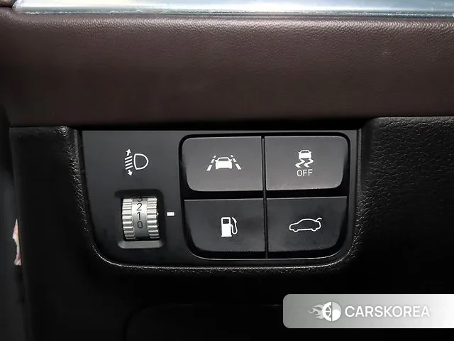 Hyundai The New Grandeur IG id 3728123 из Кореи 10