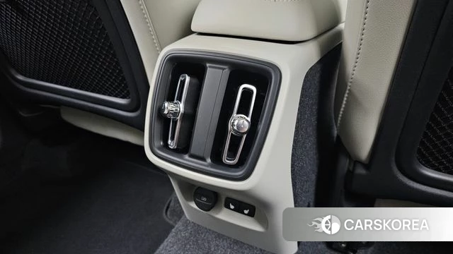 Volvo XC40 id 4499533 из Кореи 10