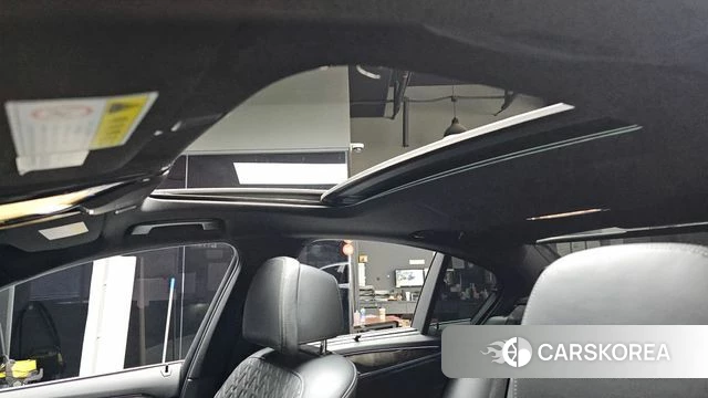 BMW 5 Series (G30) id 3814537 из Кореи 10