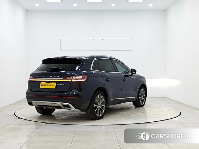 Lincoln Navigator id 4208036 из Китая 10