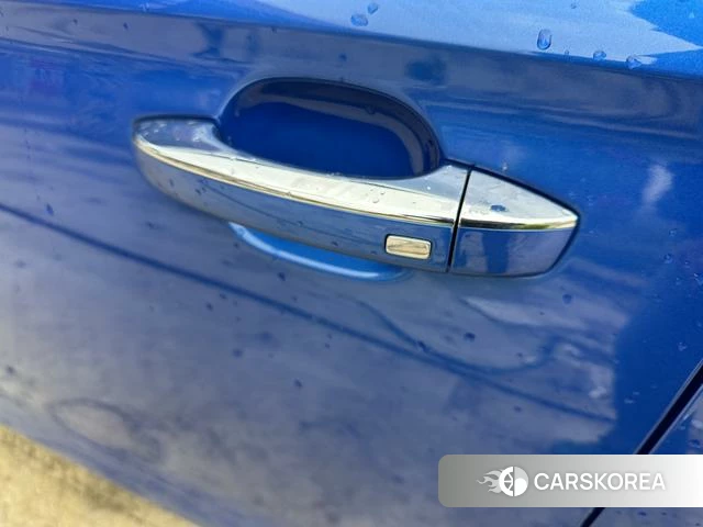 Roewe i5 id 4240316 из Китая 10
