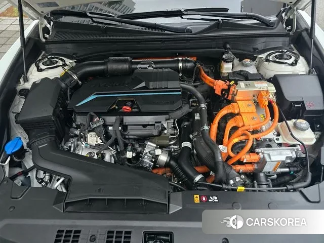 Hyundai Grandeur Hybrid (GN7) id 3241642 из Кореи 10