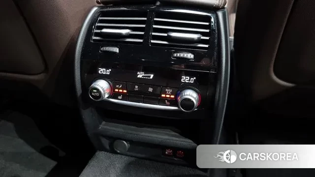 BMW 5 Series (G30) id 3047891 из Кореи 10