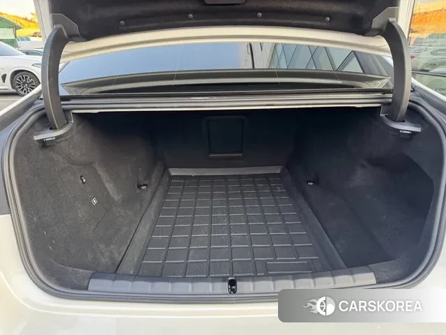 BMW 7 Series (G70) id 3382809 из Кореи 10